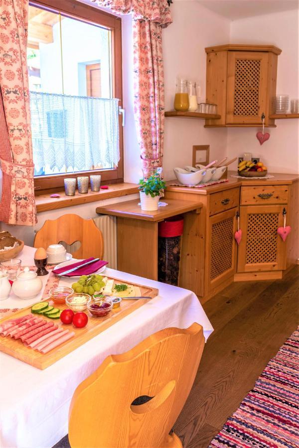 Pension Schneider Neustift im Stubaital Esterno foto