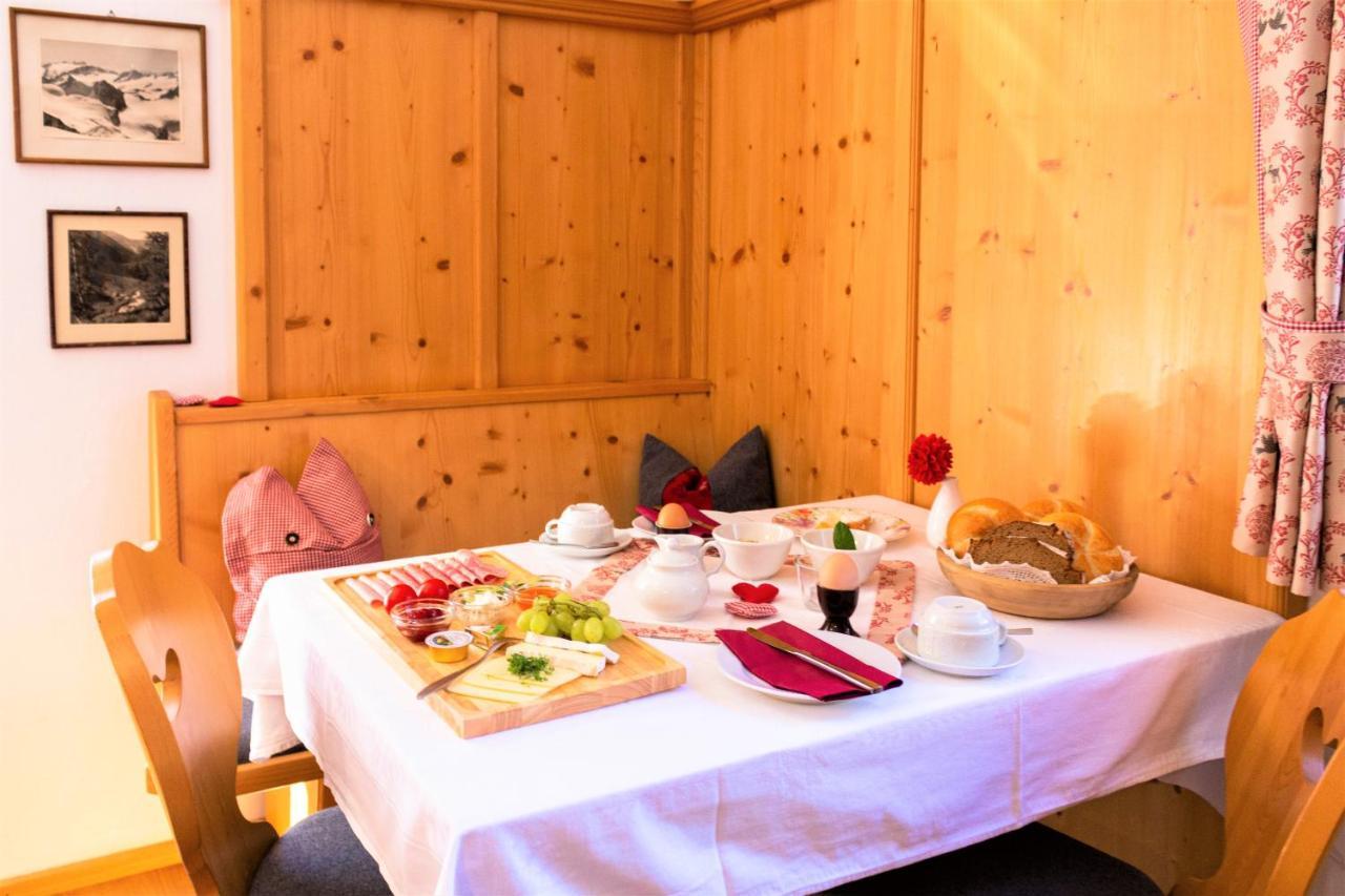 Pension Schneider Neustift im Stubaital Esterno foto