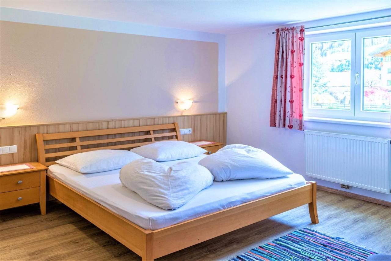 Pension Schneider Neustift im Stubaital Esterno foto