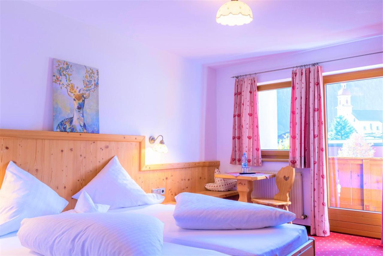 Pension Schneider Neustift im Stubaital Esterno foto