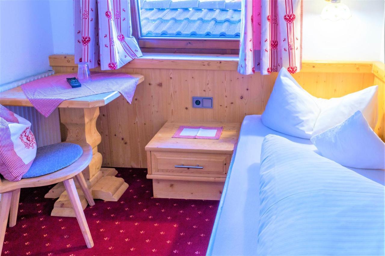 Pension Schneider Neustift im Stubaital Esterno foto