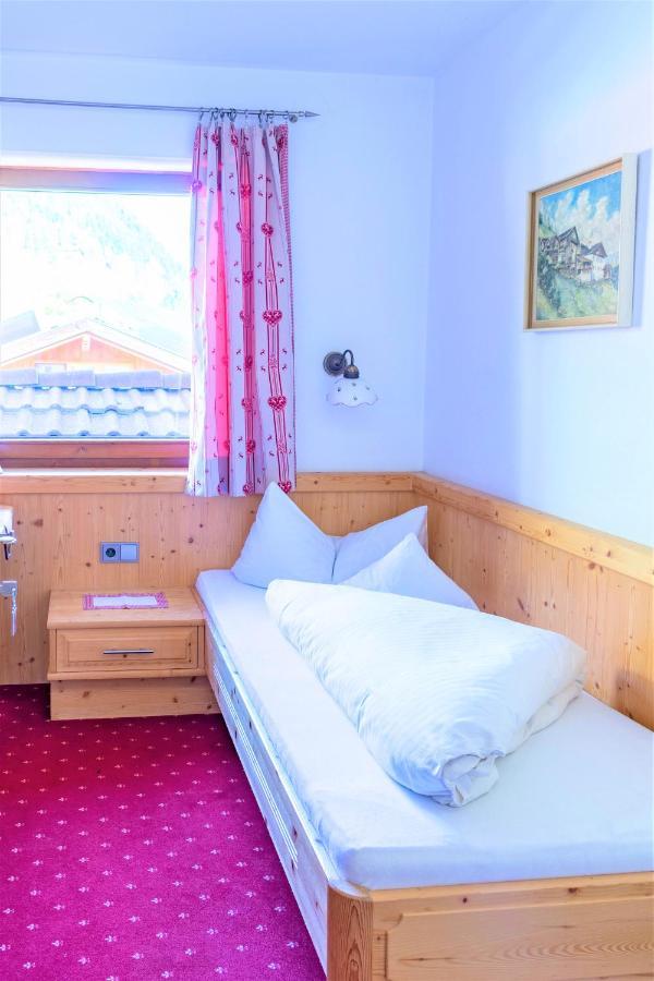 Pension Schneider Neustift im Stubaital Esterno foto