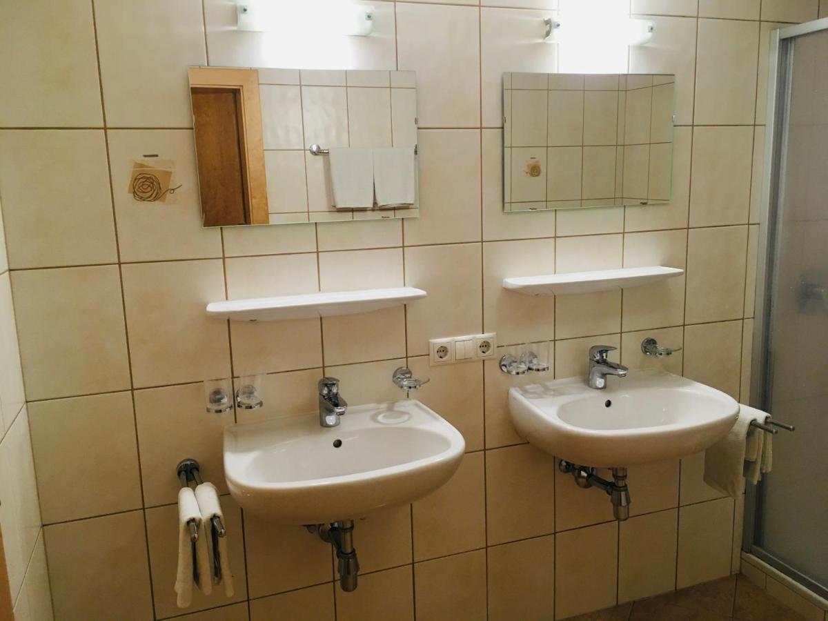 Pension Schneider Neustift im Stubaital Esterno foto